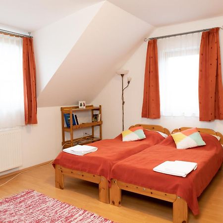 Liszt Apartman Pécs Exterior foto