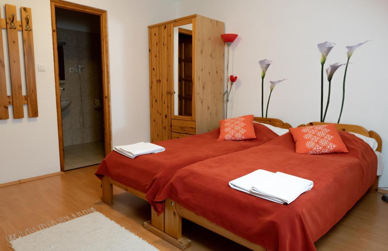 Liszt Apartman Pécs Exterior foto