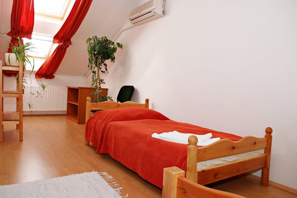 Liszt Apartman Pécs Habitación foto